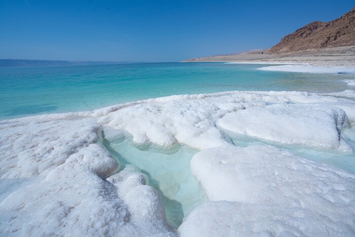Meerwasser (Maris Aqua), ein Wirkstoff der LOMBAGINE Pflege