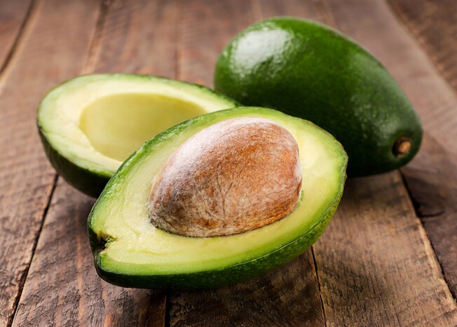 Avocadoöl, ein Wirkstoff der LOMBAGINE Pflege